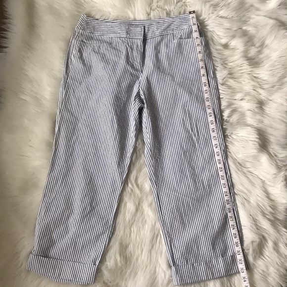 π 10/$10 π LIZ CLAIBORNE Capri Seersucker Pant, Gray & White Size 8 - Picture 5 of 16
